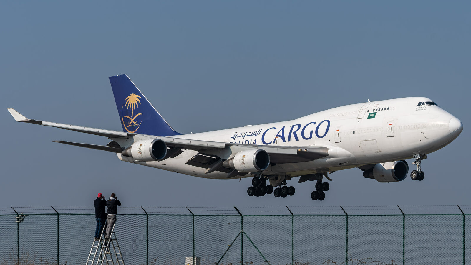 Boeing 747-8F Saudia Cargo à l'atterrissage à Liège