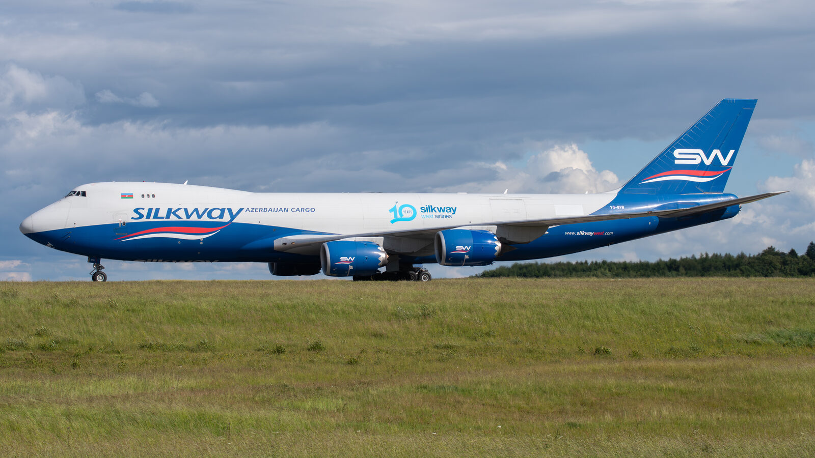 Boeing 747-8F Silk Way West Airlines VQ-BVB au roulage à Francfort-Hahn