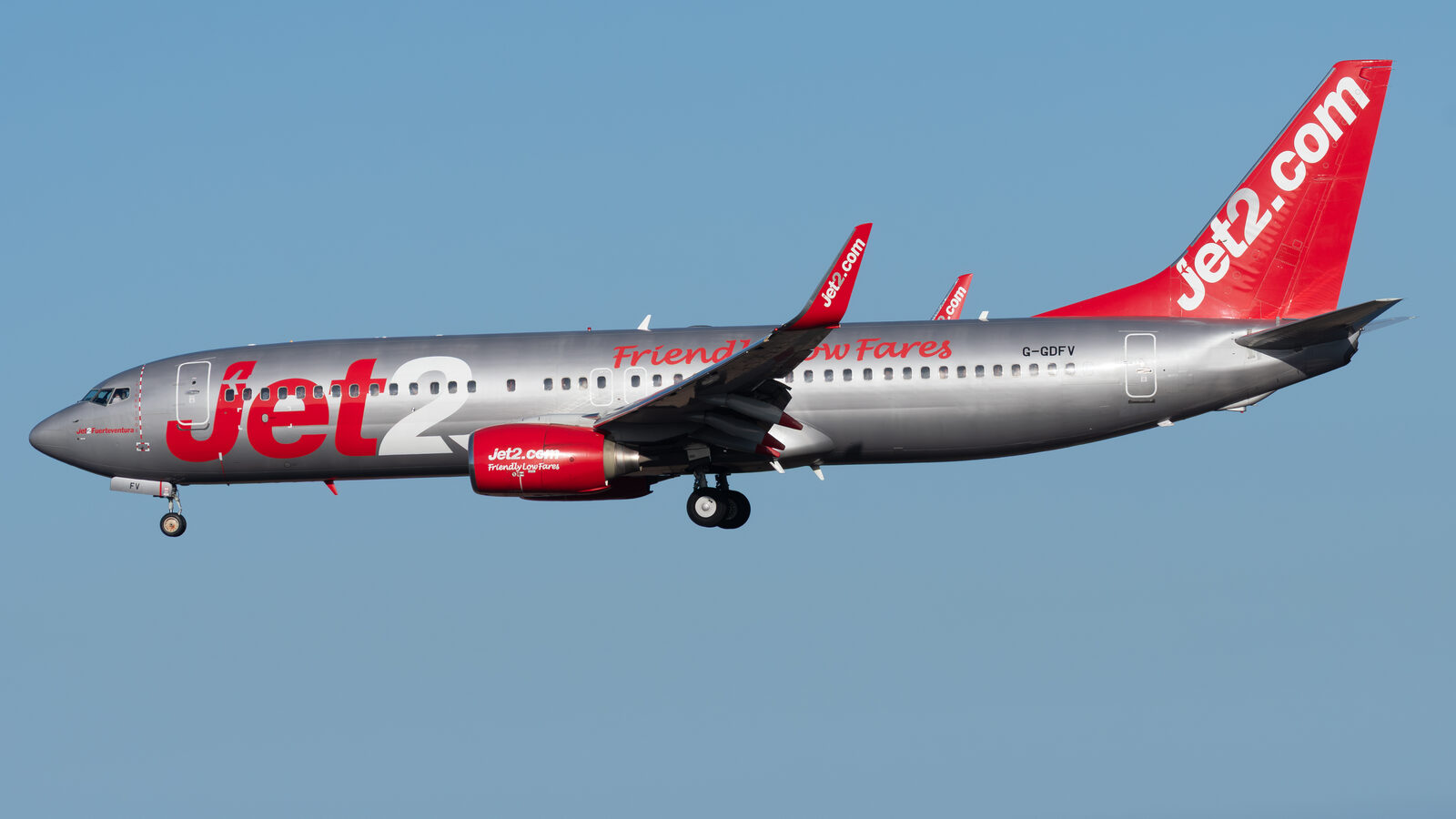 Boeing 737-800 Jet2 G-GDFV à l'atterrissage à Lanzarote