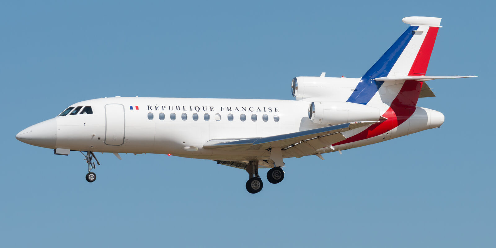 Dassault Falcon de la République française à l'atterrissage à Metz-Nancy-Lorraine