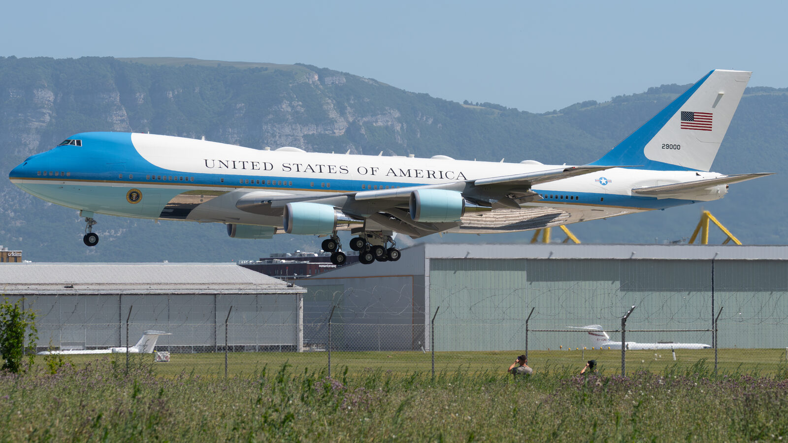 Boeing VC-25 Air Force One United States of America 29000 à l'atterrissage à Genève